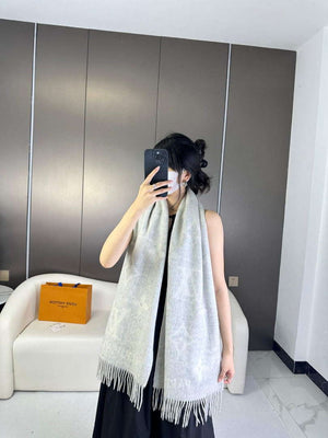 Louis Vuitton Scarves Fashion Scarf L38930 - Default Title - View 1