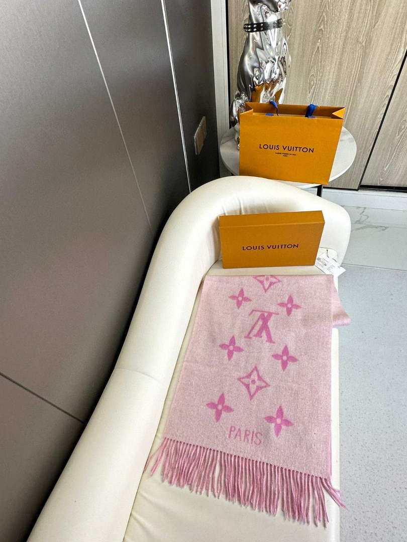Louis Vuitton Scarves Fashion Scarf L38931