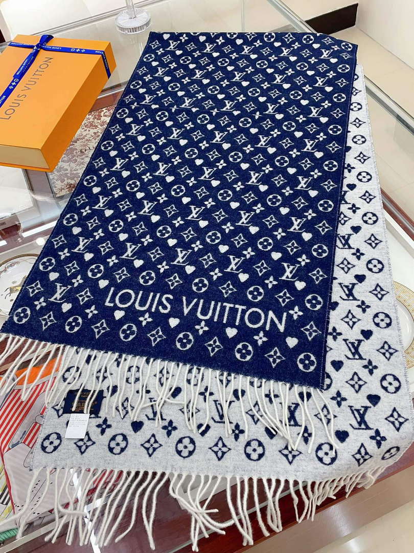 Louis Vuitton Scarves Fashion Scarf L38935
