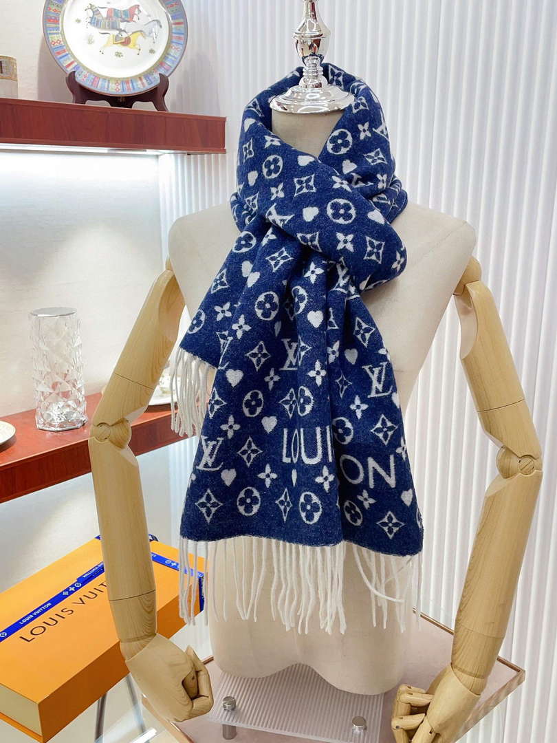 Louis Vuitton Scarves Fashion Scarf L38935