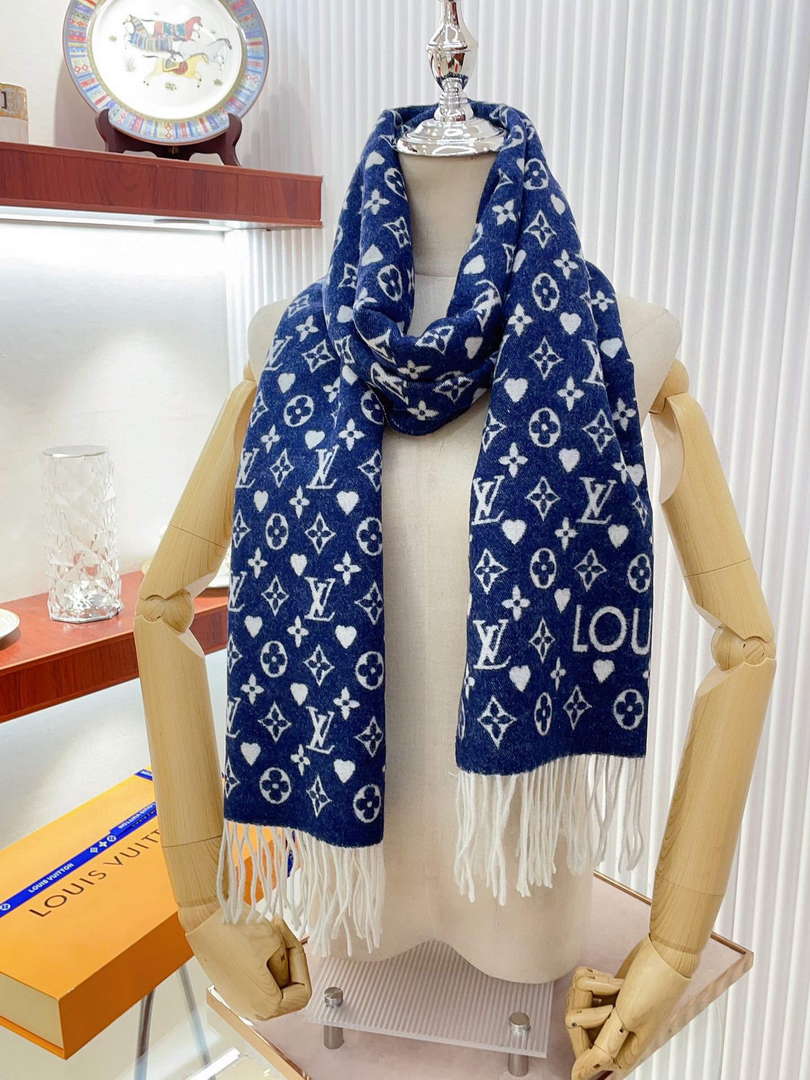 Louis Vuitton Scarves Fashion Scarf L38935