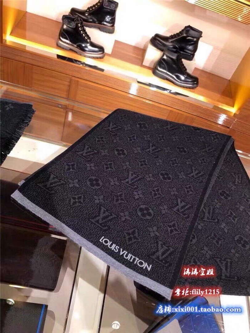 Louis Vuitton Scarves Fashion Scarf L38940