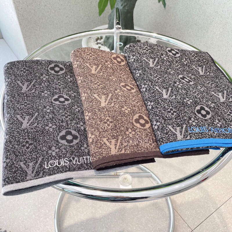Louis Vuitton Scarves Fashion Scarf L38940