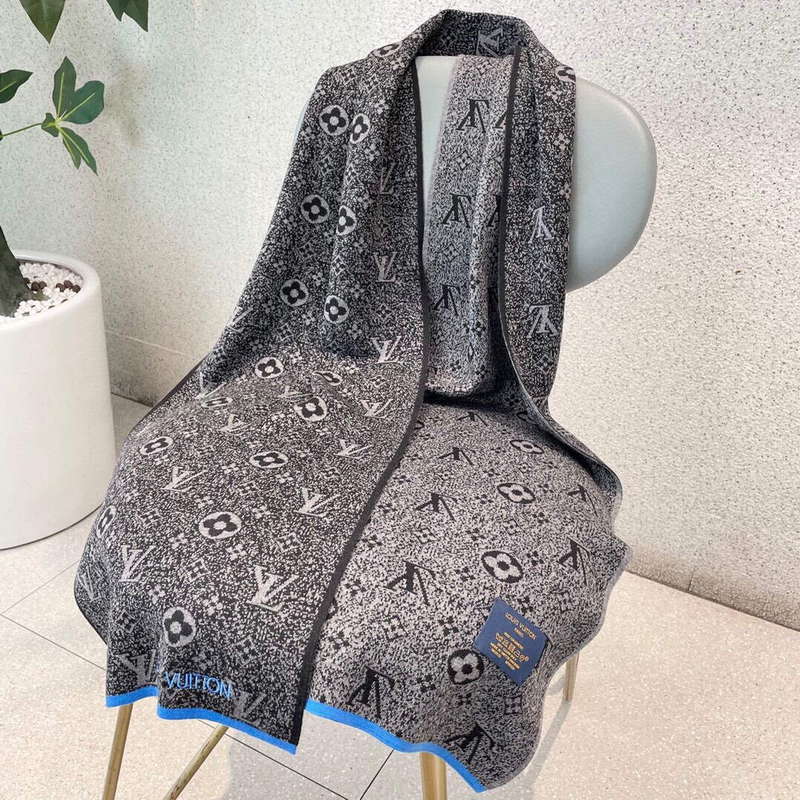 Louis Vuitton Scarves Fashion Scarf L38941
