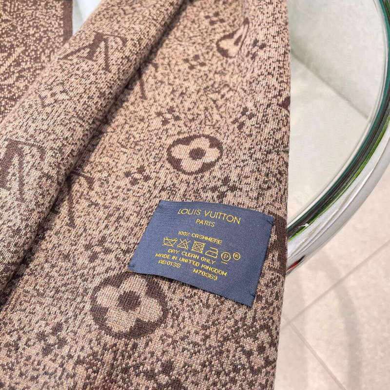 Louis Vuitton Scarves Fashion Scarf L38942