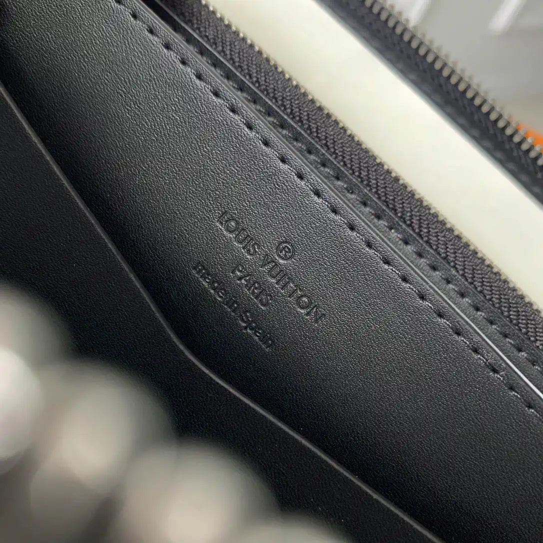 Louis Vuitton Wallet LV M61254 Monogram Black