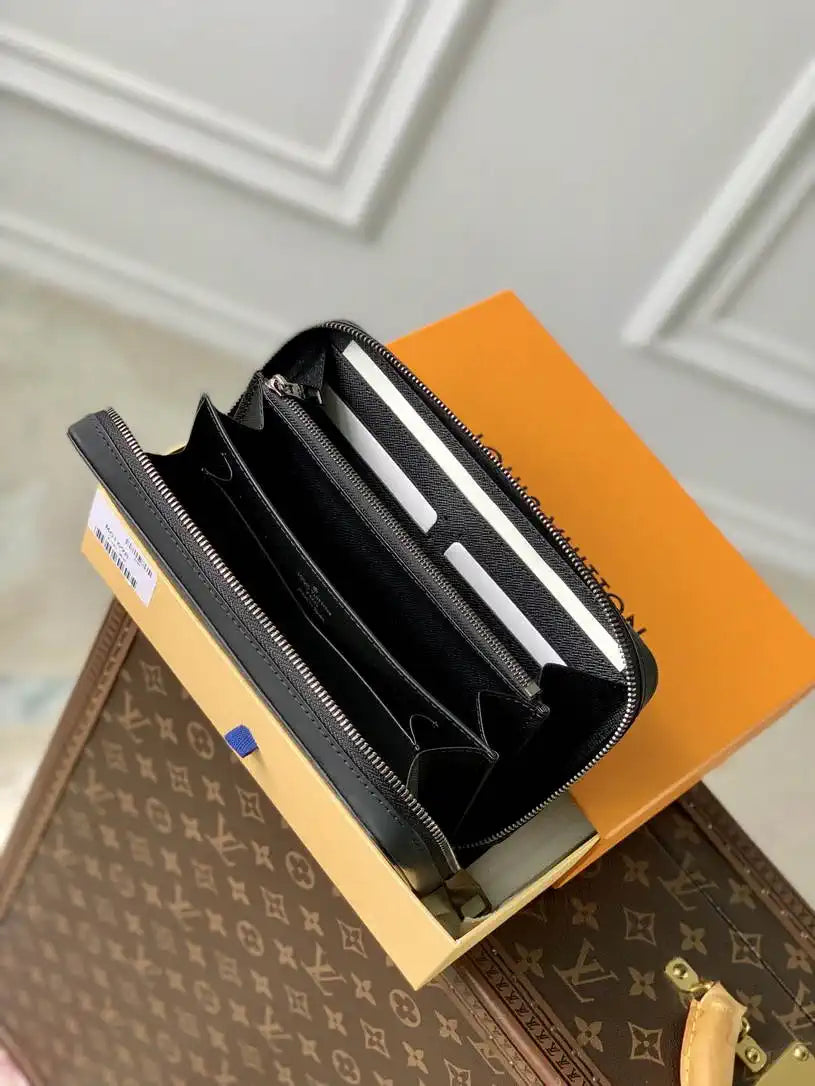 Louis Vuitton Wallet LV M61698 Monogram Eclipse