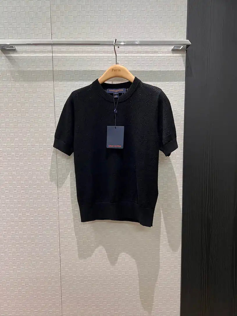 Louis Vuitton Women Hollow Lv pattern short knitted T-shirt L66499