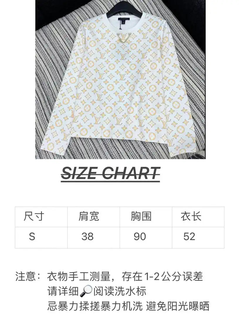 Louis Vuitton Women Monogram long-sleeved LV T-shirt  L55805