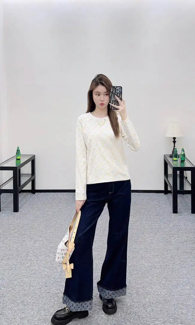 Louis Vuitton Women Monogram long-sleeved LV T-shirt  L55805