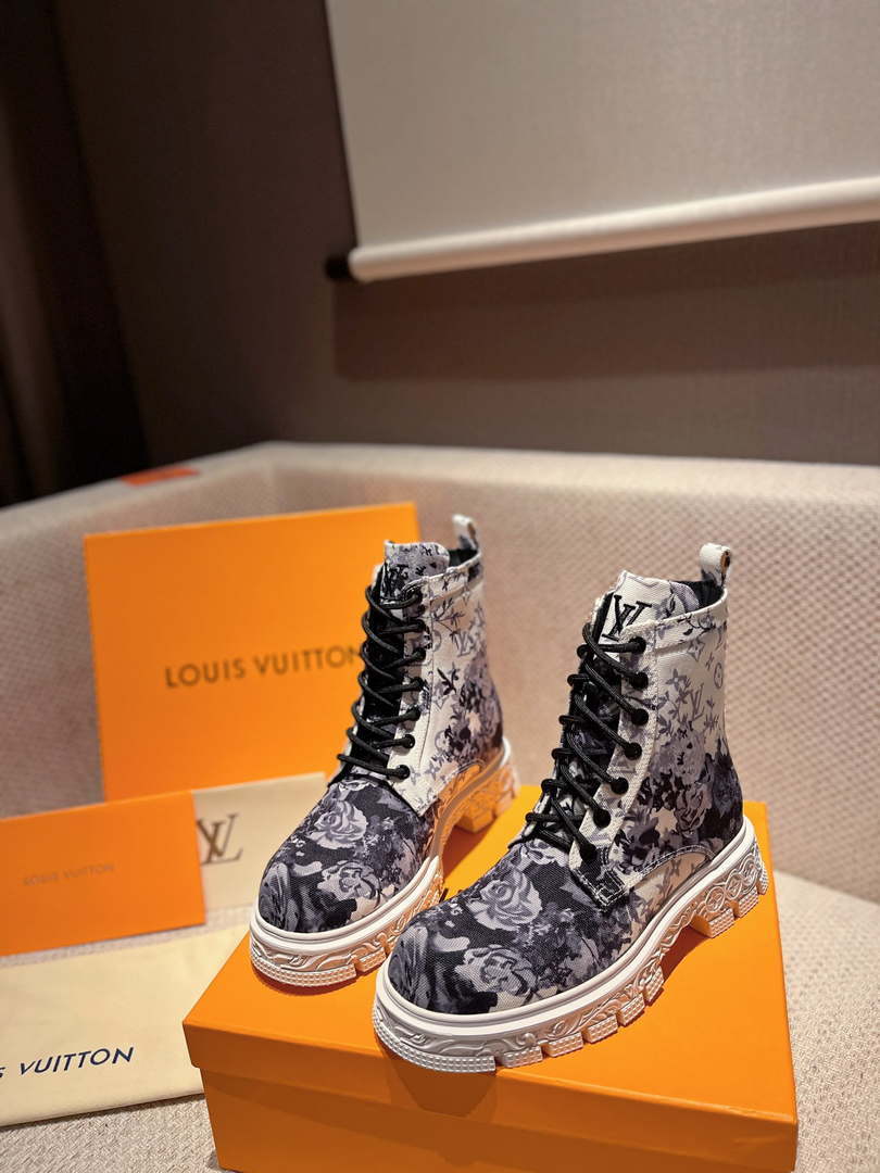 Louis Vuitton Women Shoes 1A9O8Q Laureate Platform Desert Boot 194498 - 35 - View 1