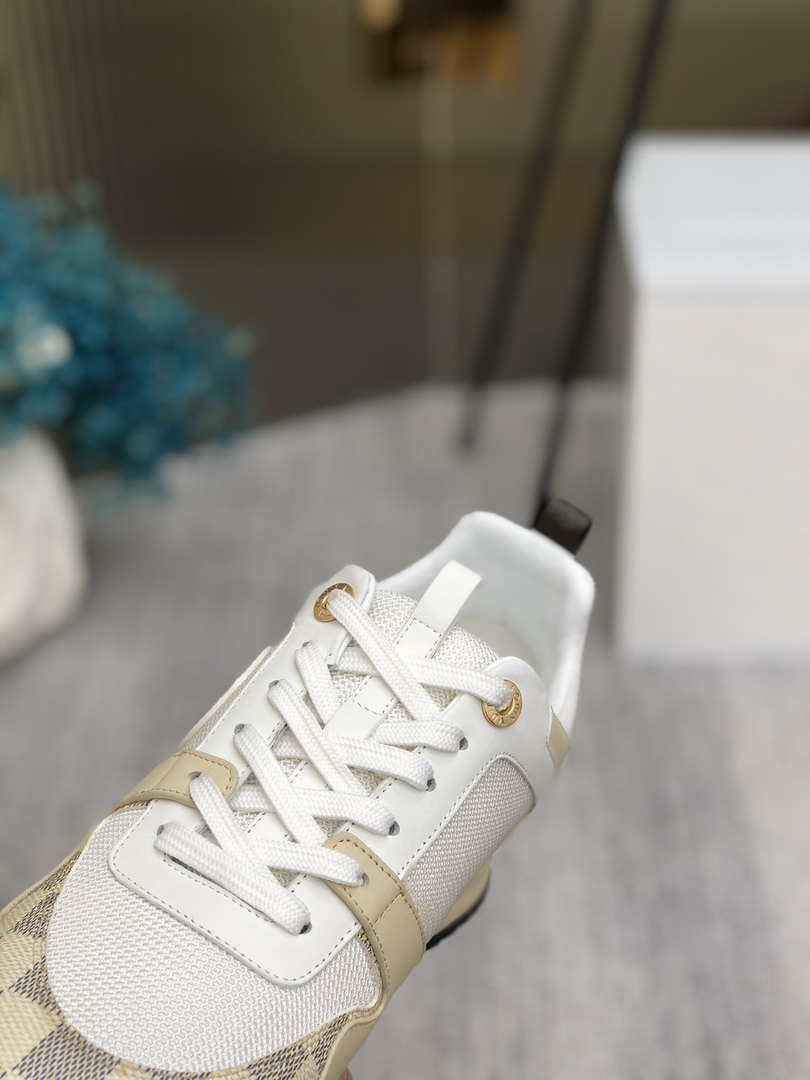 Louis Vuitton Women's 1AANMH Run Away Sneaker LV Shoes M60301