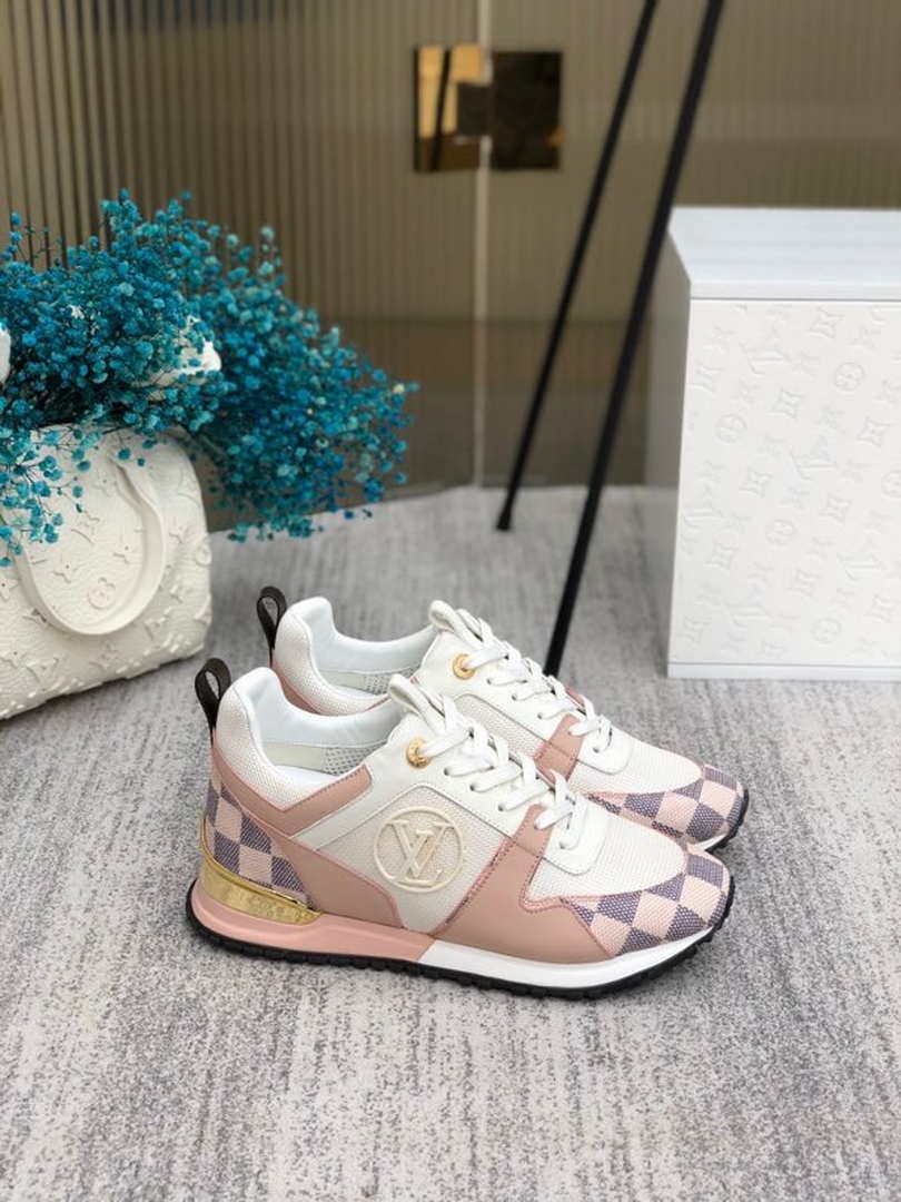 Louis Vuitton Women's 1AANMH Run Away Sneaker LV Shoes M60304