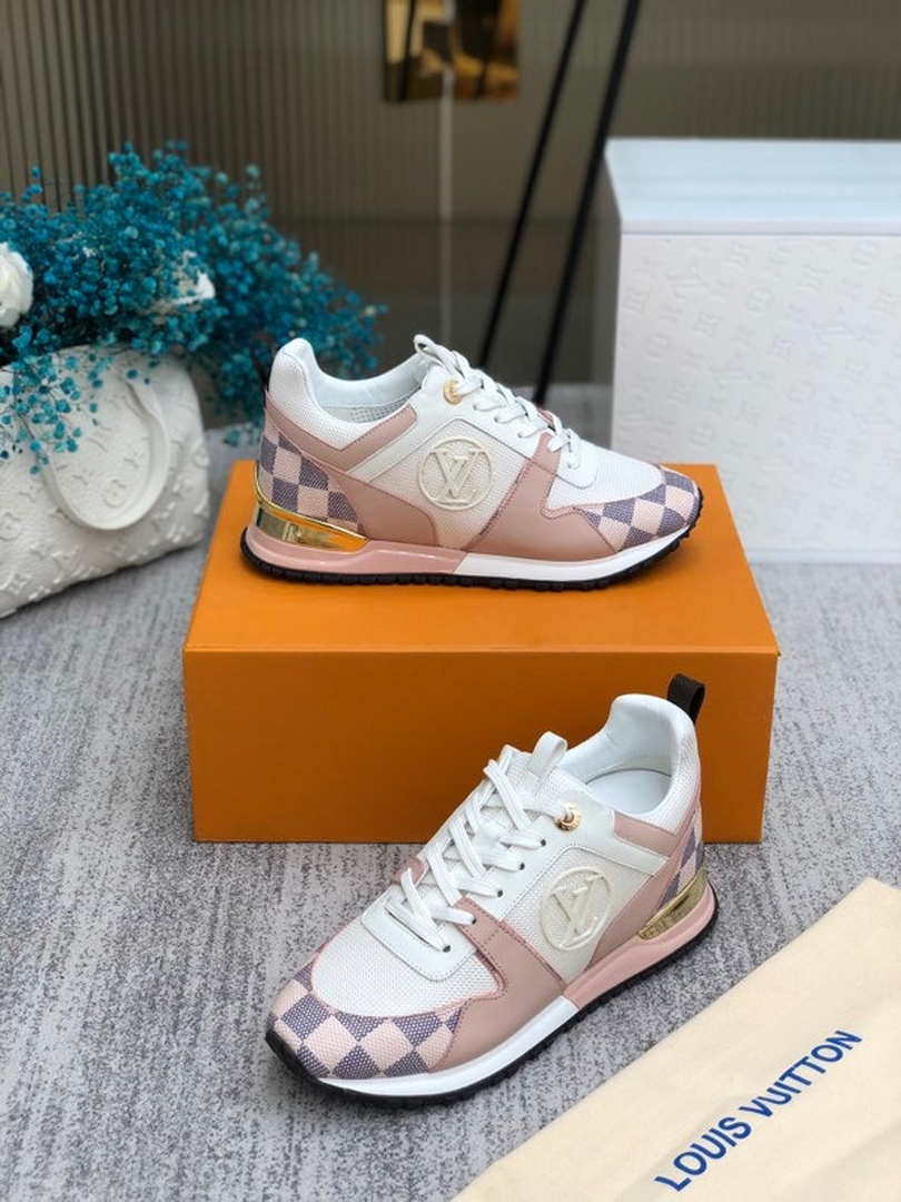 Louis Vuitton Women's 1AANMH Run Away Sneaker LV Shoes M60304
