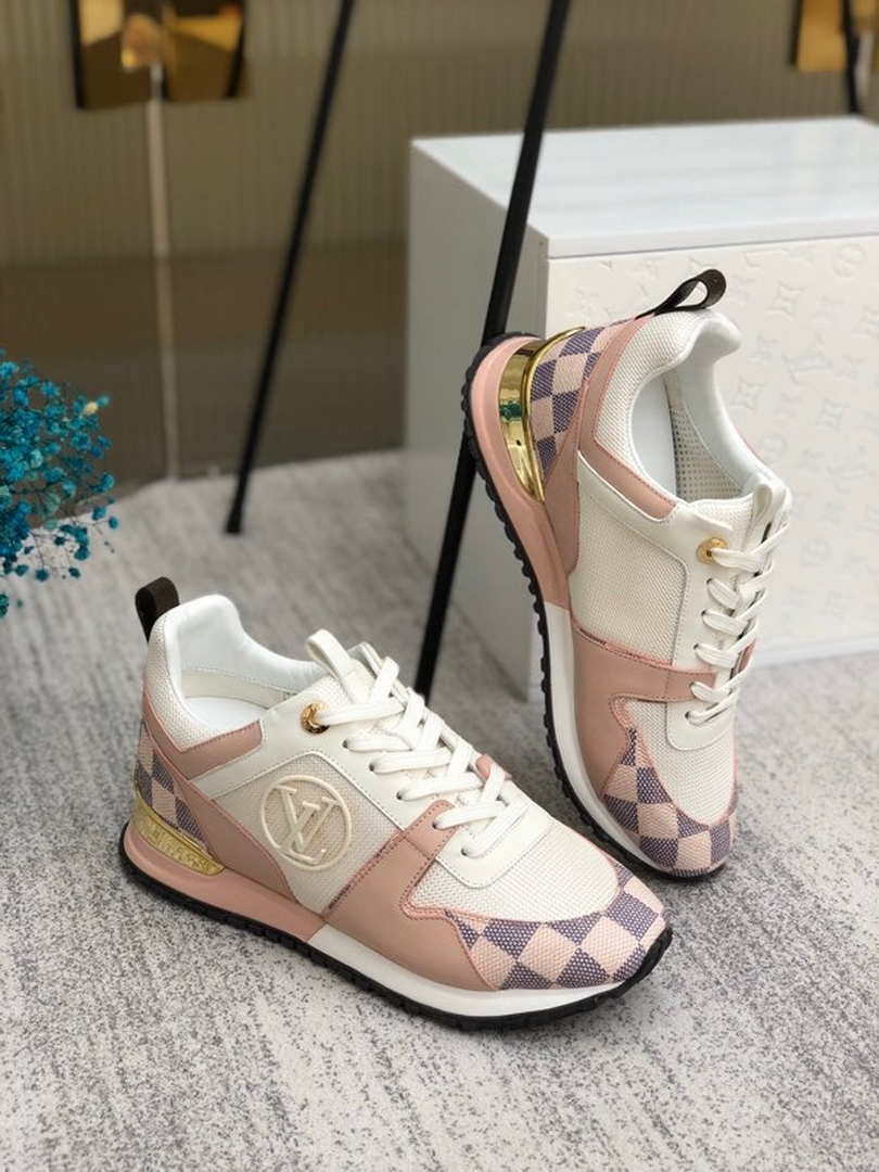 Louis Vuitton Women's 1AANMH Run Away Sneaker LV Shoes M60304