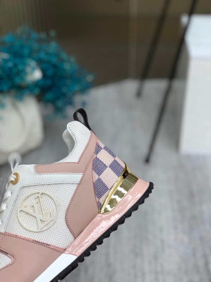 Louis Vuitton Women's 1AANMH Run Away Sneaker LV Shoes M60304