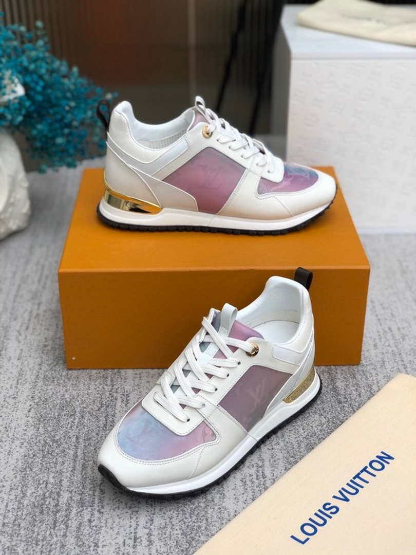 Louis Vuitton Women's 1AANMH Run Away Sneaker LV Shoes M60305