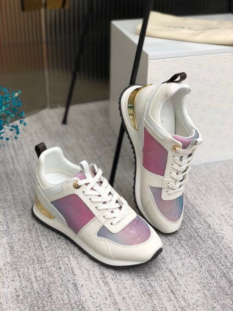 Louis Vuitton Women's 1AANMH Run Away Sneaker LV Shoes M60305