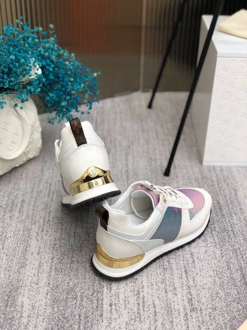 Louis Vuitton Women's 1AANMH Run Away Sneaker LV Shoes M60305