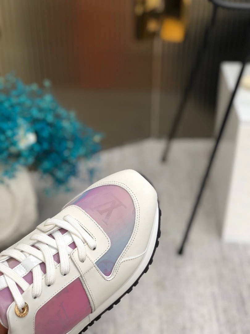 Louis Vuitton Women's 1AANMH Run Away Sneaker LV Shoes M60305