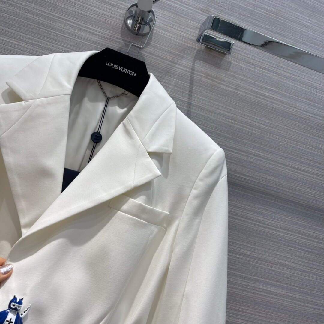 Louis Vuitton Women's Clothing Belted Short Wrap Jacket White 88009