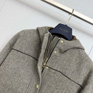 Louis Vuitton Women's Fashion Clothing Coat L35822 - S - View 5