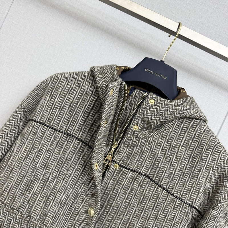 Louis Vuitton Women's Fashion Clothing Coat L35822