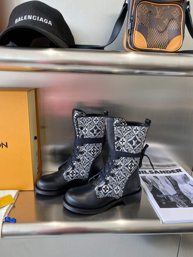 Louis Vuitton Women's Short Boot Designer LV Shoes M60154 - 35 - View 1