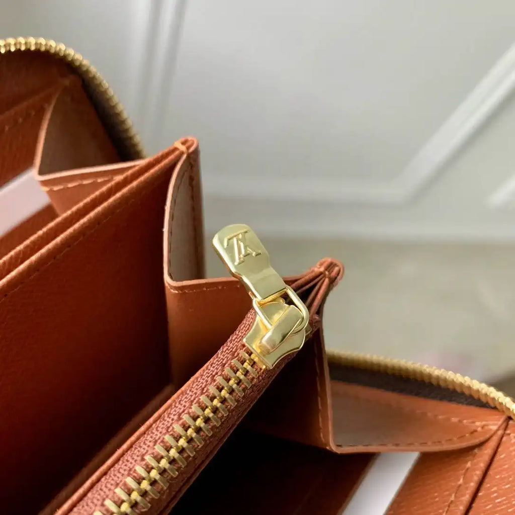 Louis Vuitton Zippy Wallet LV M60017 Monogram