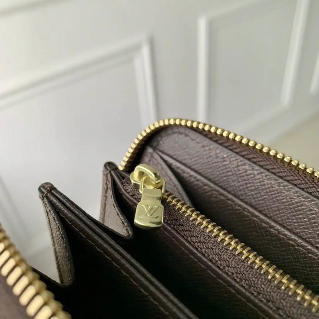 Louis Vuitton Zippy Wallet LV N60015 Damier