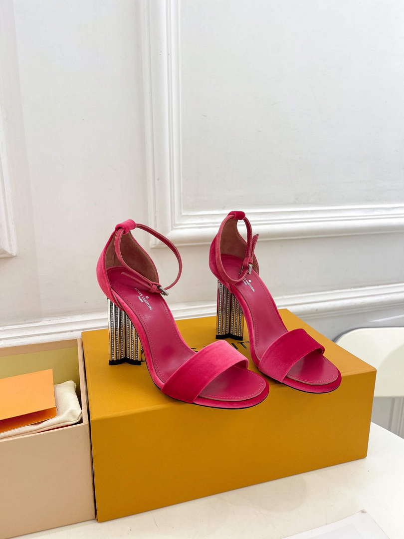 LV 1A4V1M Louis Vuitton Silhouette Sandals L66378 - US 4=Euro 35 - View 1