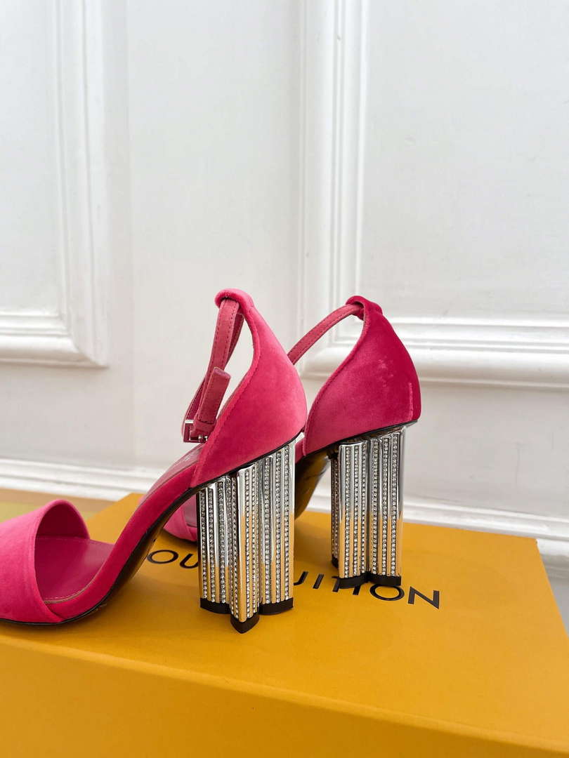 LV 1A4V1M Louis Vuitton Silhouette Sandals L66378