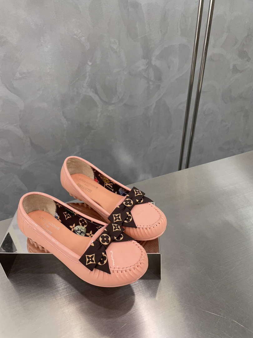 LV 1A65IZ Louis Vuitton Women's shoes loafers L68279