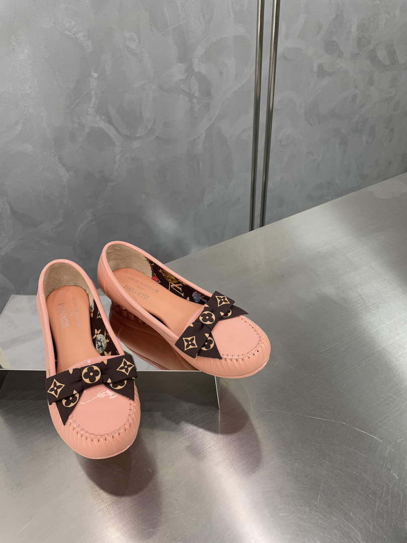 LV 1A65IZ Louis Vuitton Women's shoes loafers L68279