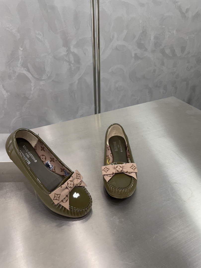 LV 1A65IZ Louis Vuitton Women's shoes loafers L68280