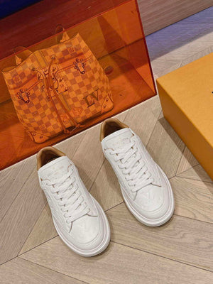 LV 1A8V3L Louis Vuitton Men Beverly Hills Trainers L62342 - Male-39 - View 2