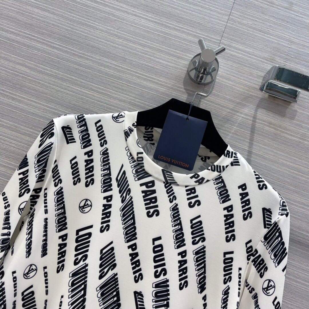LV 1A9BVM Louis Vuitton Slanted Signature Sporty Mini Dress Black /White