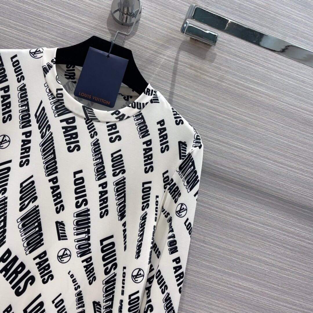 LV 1A9BVM Louis Vuitton Slanted Signature Sporty Mini Dress Black /White