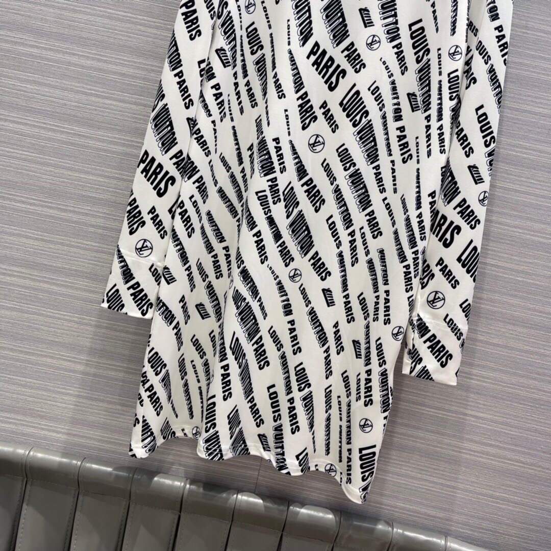 LV 1A9BVM Louis Vuitton Slanted Signature Sporty Mini Dress Black /White
