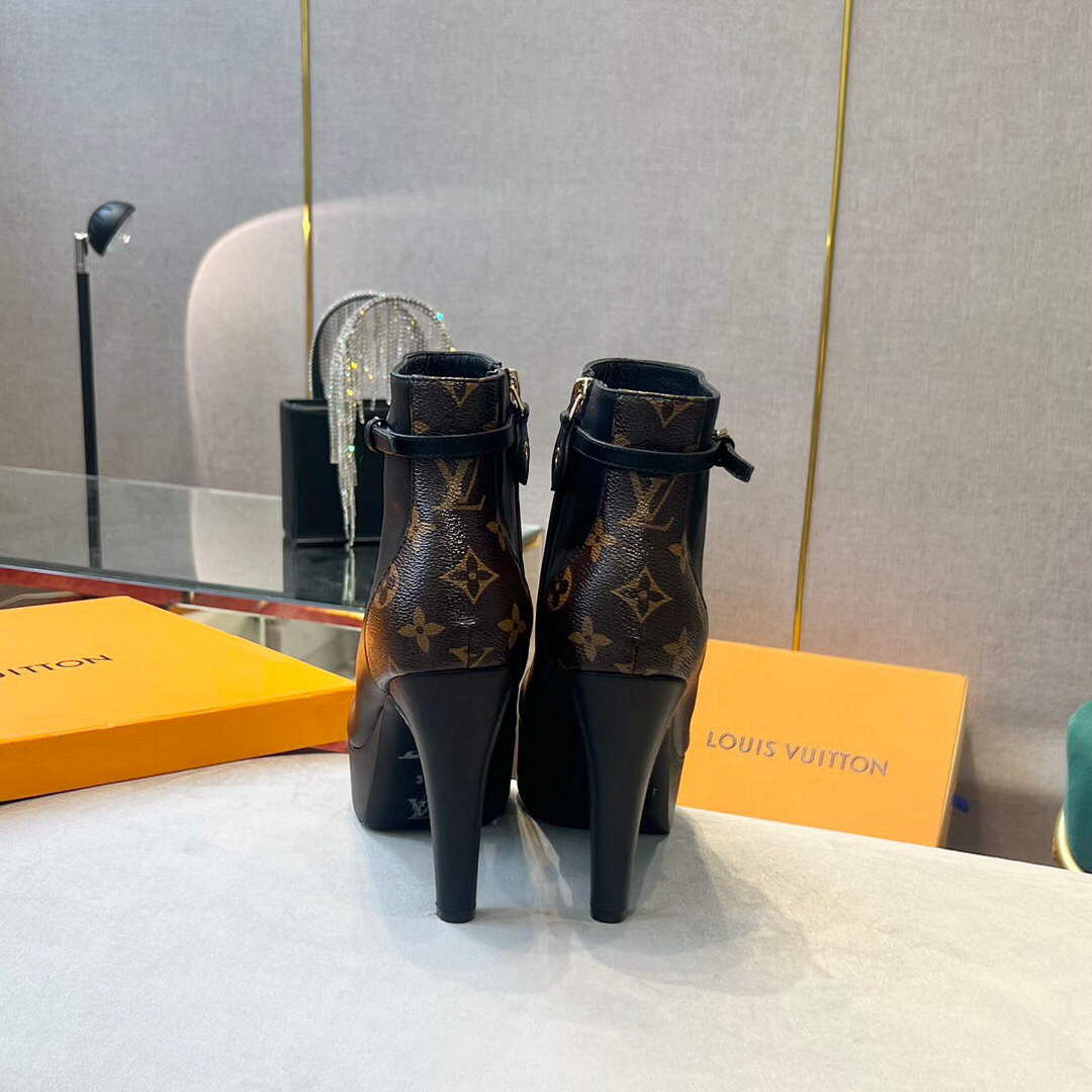 LV 1A9SEE Louis Vuitton Women's Afterglow Plankle Boot L66523