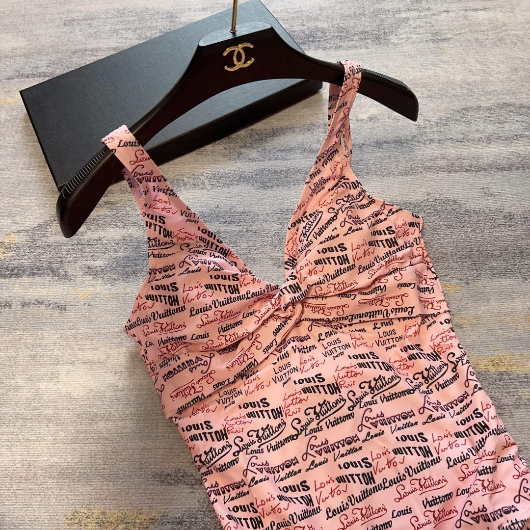LV 1A9X2H Louis Vuitton Women's Fashion One-Piece Swimsuit L65398
