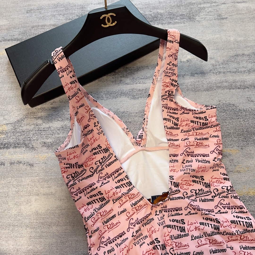 LV 1A9X2H Louis Vuitton Women's Fashion One-Piece Swimsuit L65398