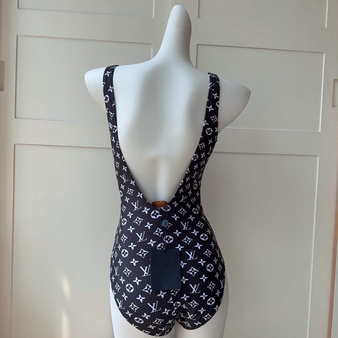 LV 1A9X2H Louis Vuitton Women's Fashion One-Piece Swimsuit L65400