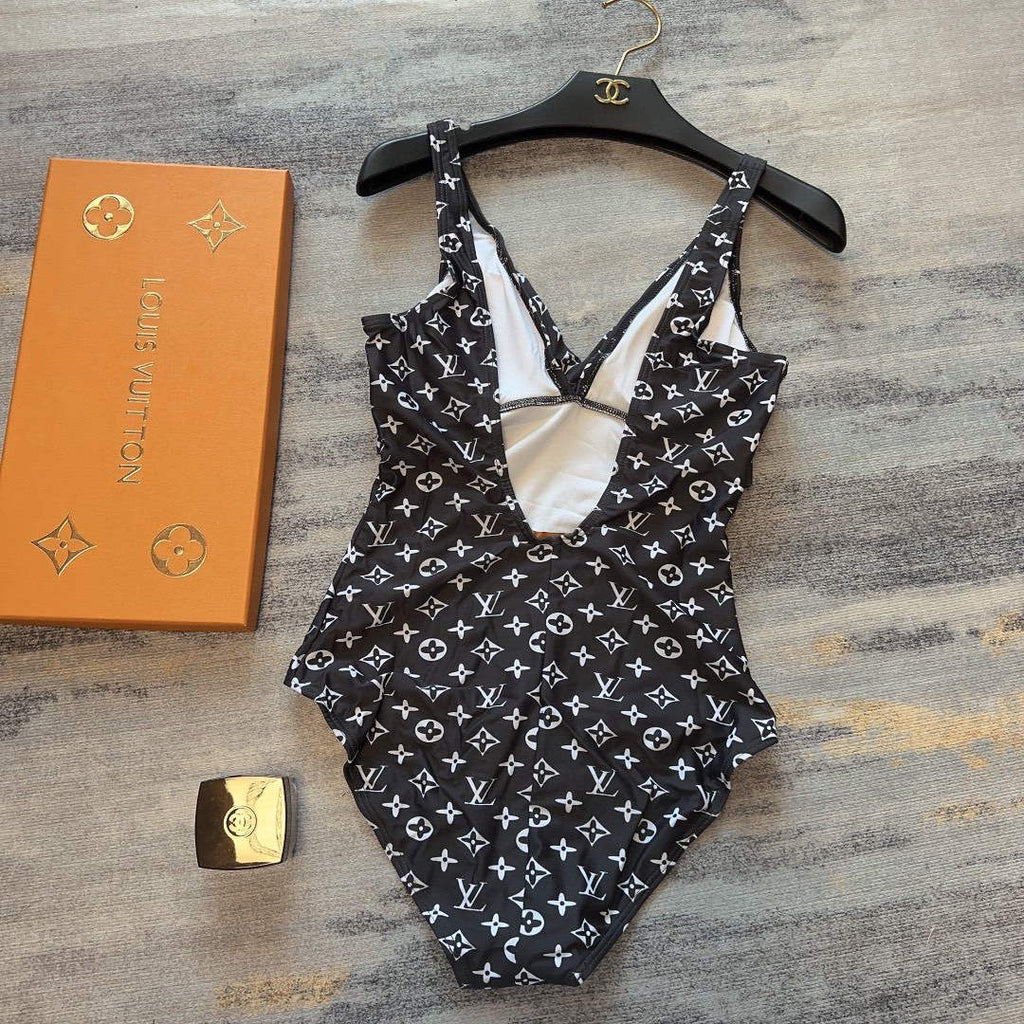 LV 1A9X2H Louis Vuitton Women's Fashion One-Piece Swimsuit L65400