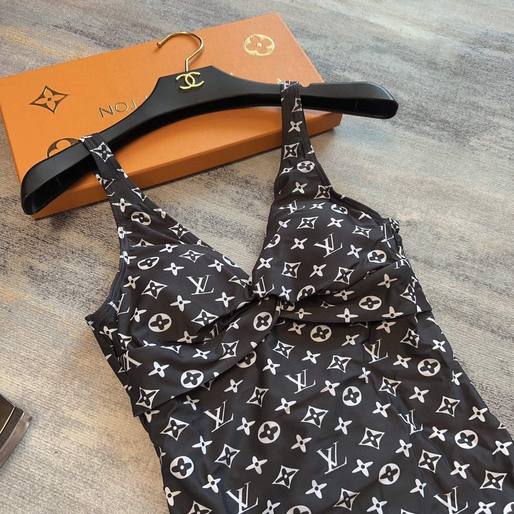 LV 1A9X2H Louis Vuitton Women's Fashion One-Piece Swimsuit L65400