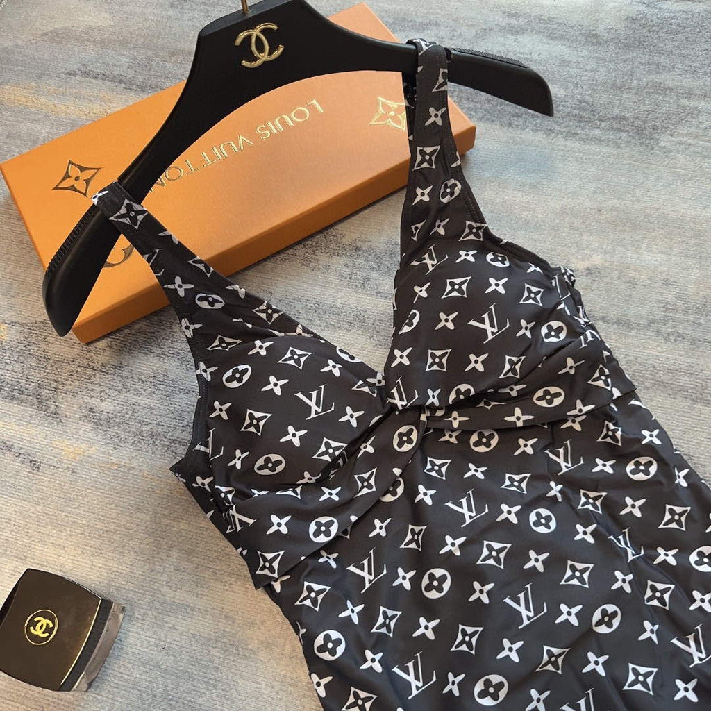 LV 1A9X2H Louis Vuitton Women's Fashion One-Piece Swimsuit L65400