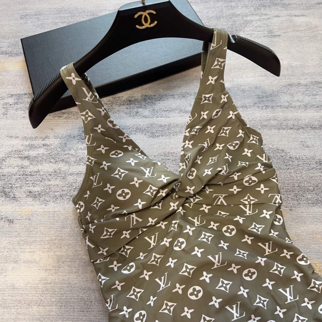 LV 1A9X2H Louis Vuitton Women's Fashion One-Piece Swimsuit L65402