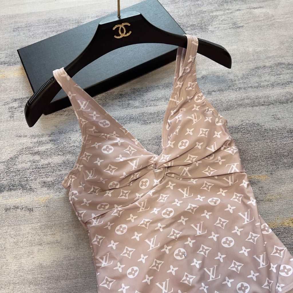 LV 1A9X2H Louis Vuitton Women's Fashion One-Piece Swimsuit L65404