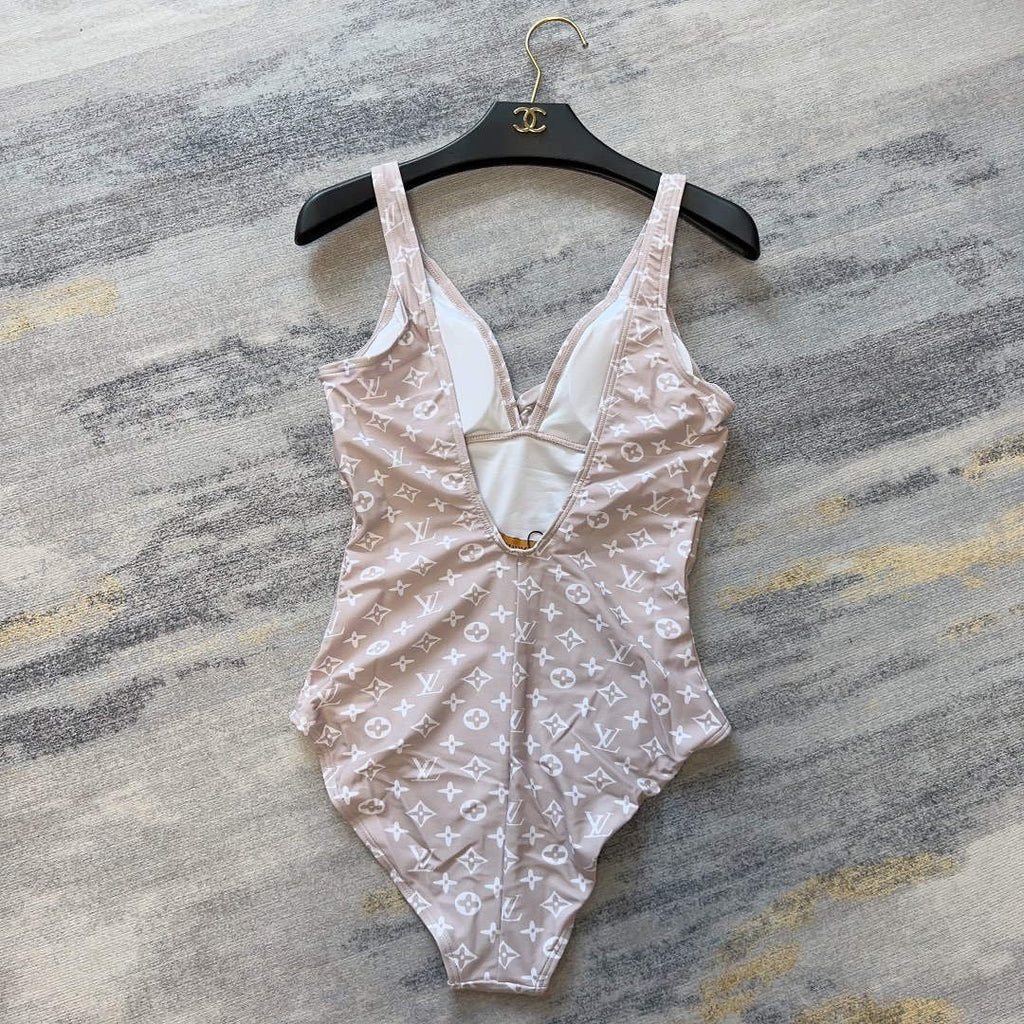 LV 1A9X2H Louis Vuitton Women's Fashion One-Piece Swimsuit L65404