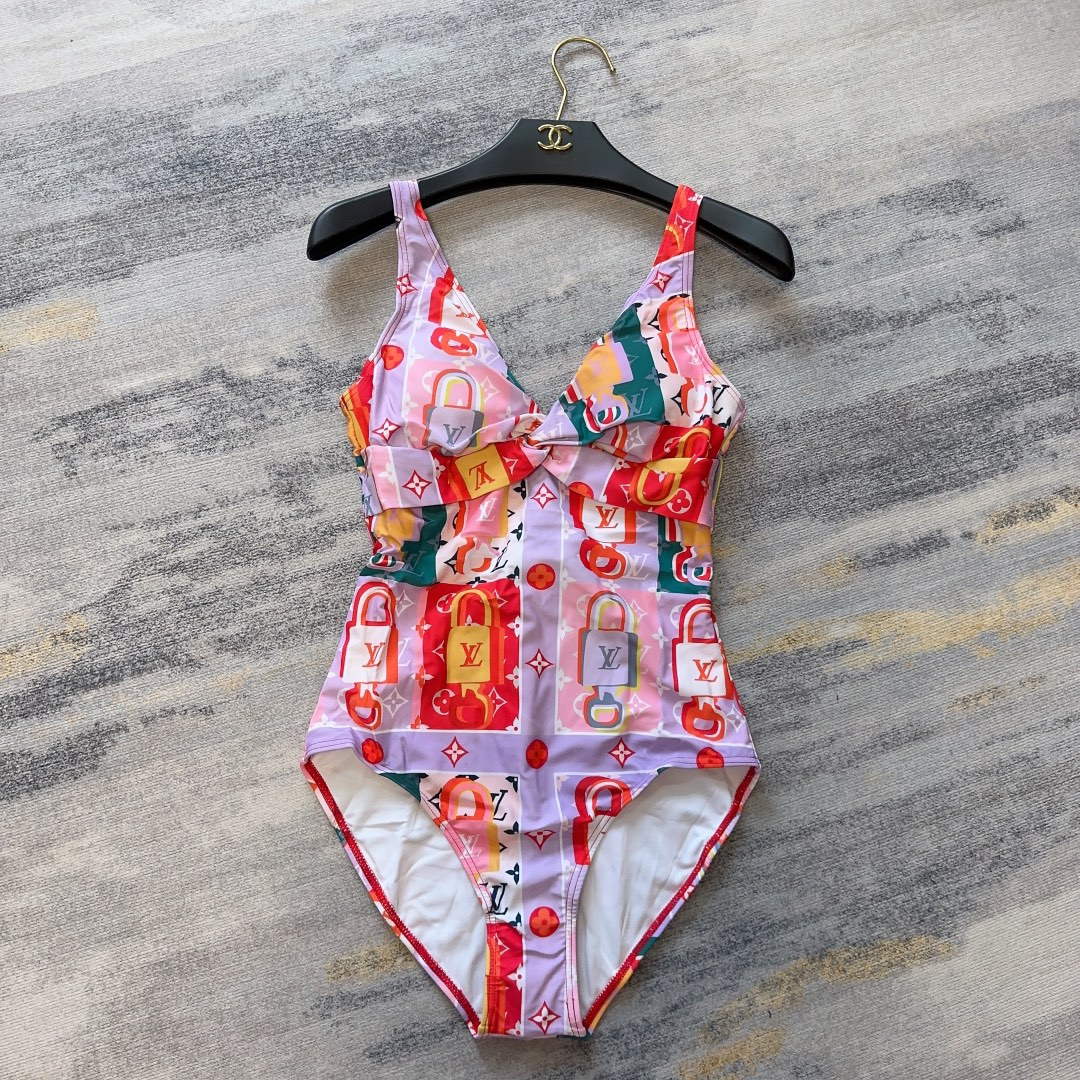 LV 1A9X2H Louis Vuitton Women's Fashion One-Piece Swimsuit L65412